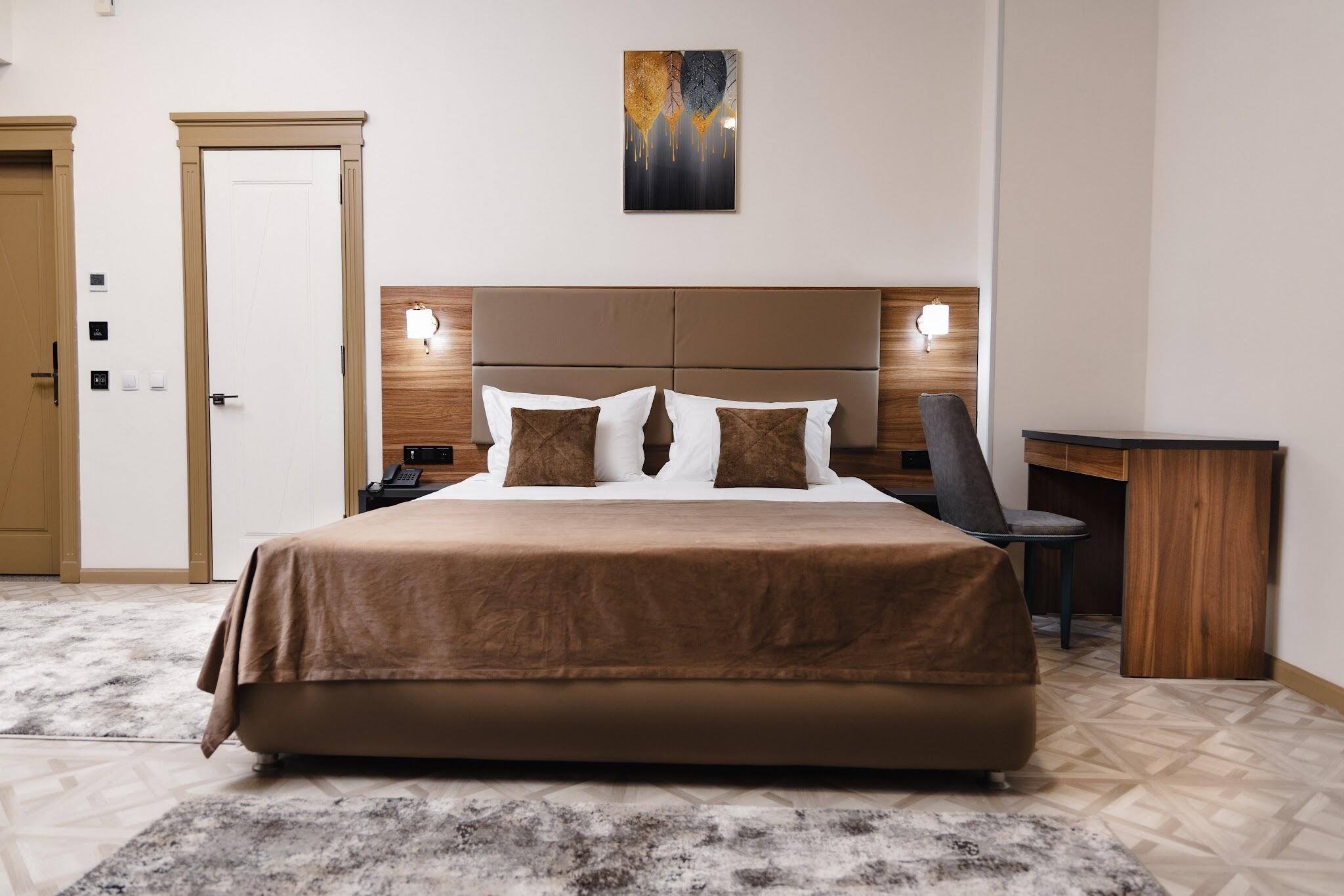 Art Royal Hotel