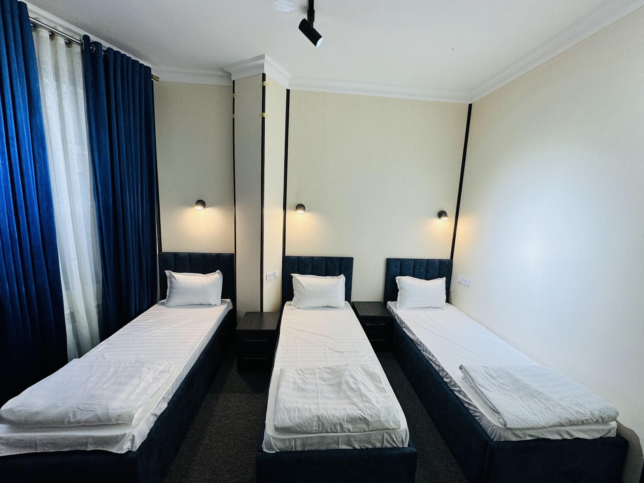 Grand Horizon Hotel
